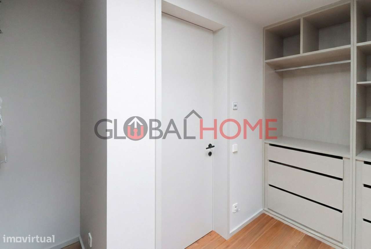 Moradia T5 com piscina na Quinta das Luzes-53