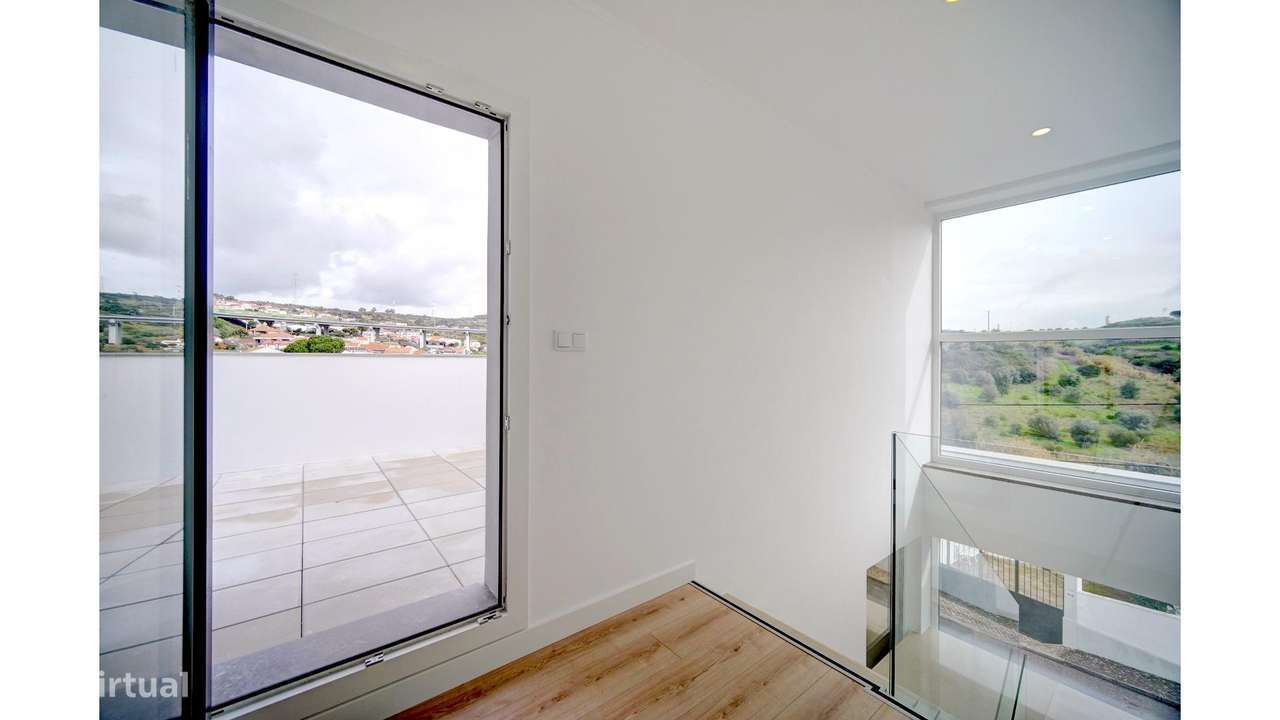 Moradia Isolada T4 na Murteira-24