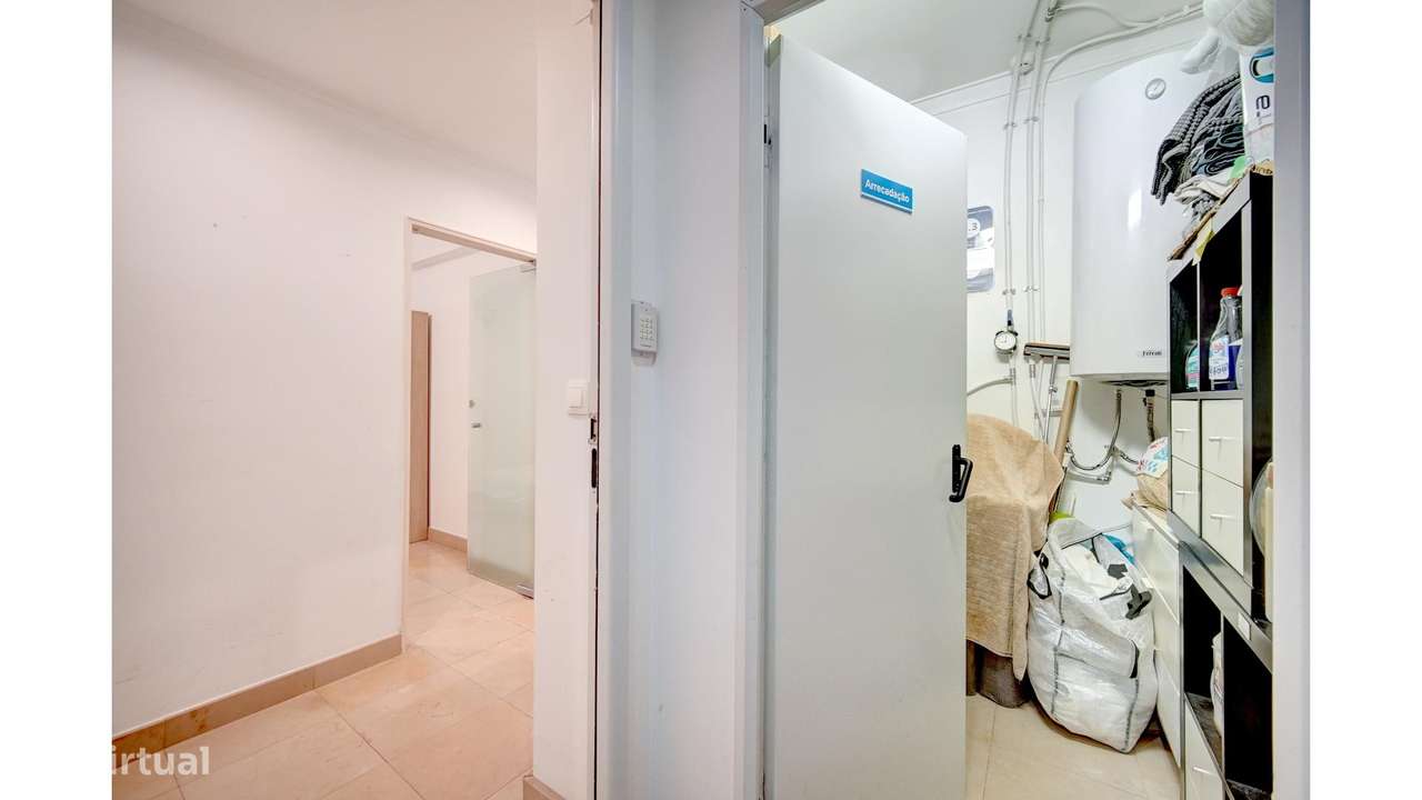 Apartamento T3 em Lisboa com terraço-16