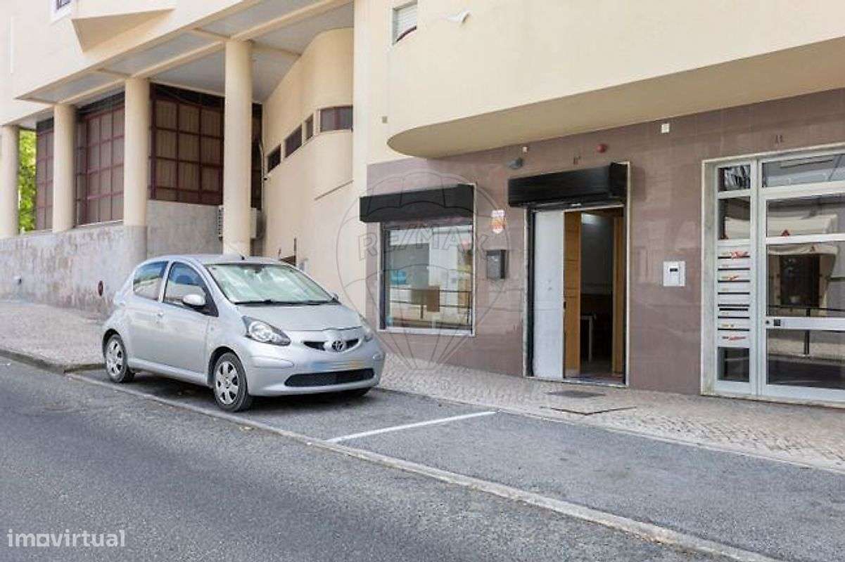 Loja  para arrendamento - Grande imagem: 4/7