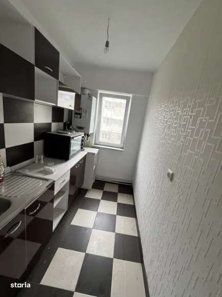 Apartament 2 camere, zona Banc Post, disponibil! - Imagine principală: 2/6