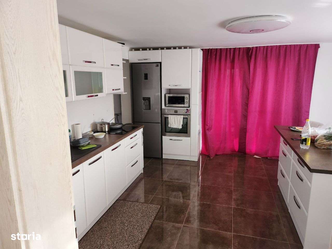 Casă Nouă P+1 de Vânzare în Micula - 250 mp Utili, Teren 892 mp - Imagine principală: 5/6