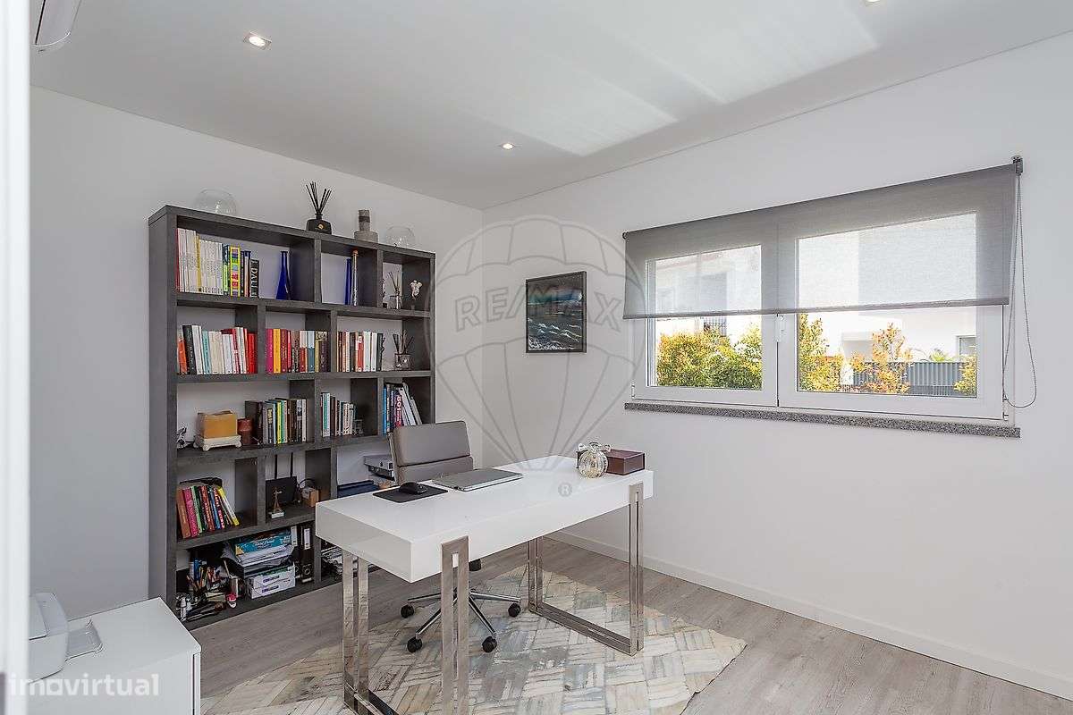 Moradia T4 para venda-12