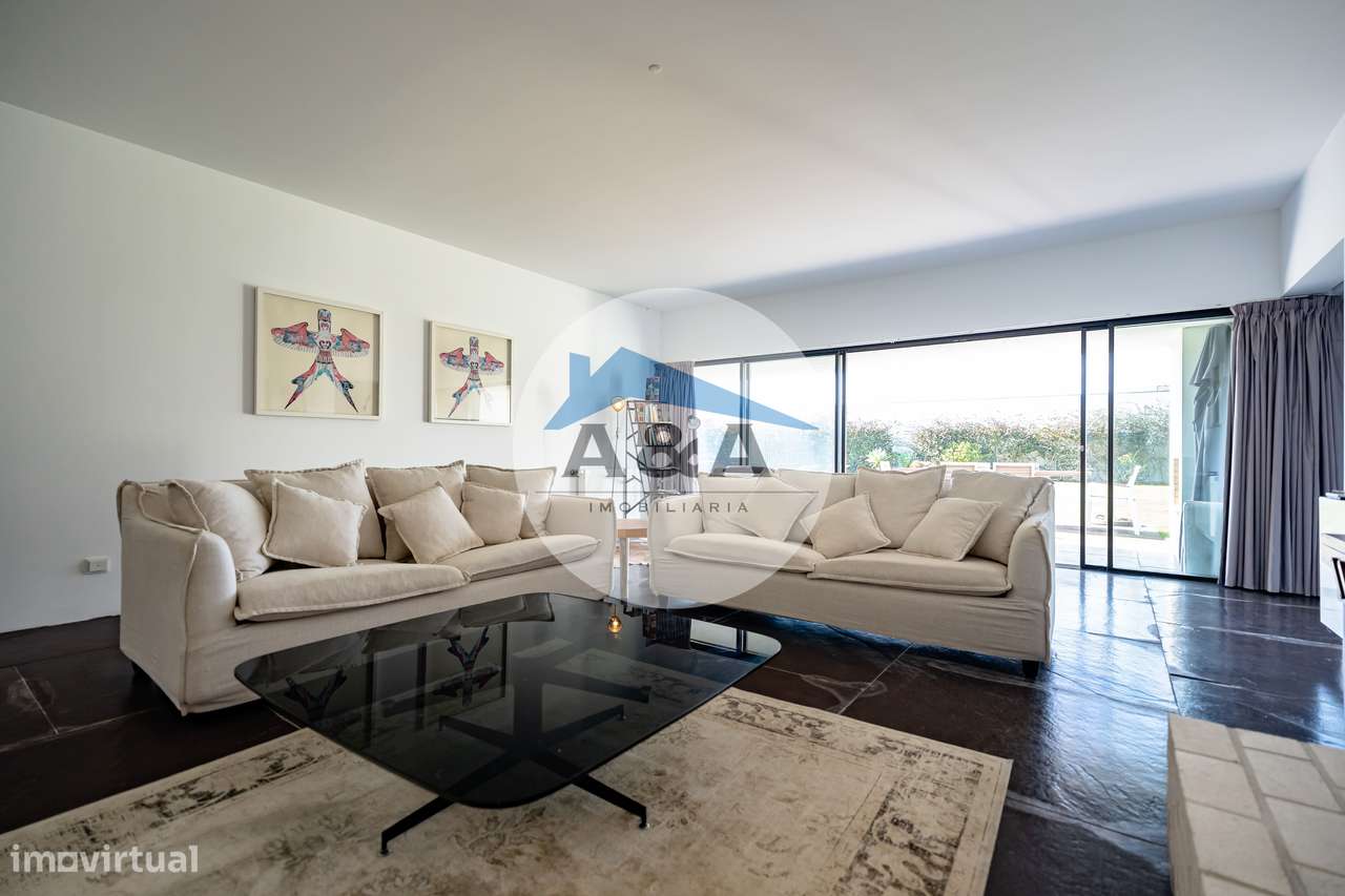 Villa Exclusiva de Arquitetura Contemporânea inserida na Natureza d...-14