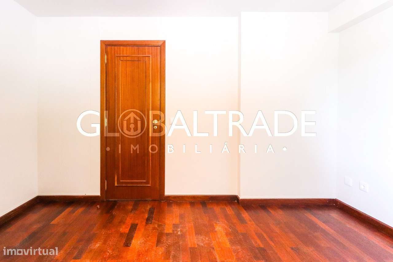 Apartamento T2 Renovado & Equipado em Fânzeres-37