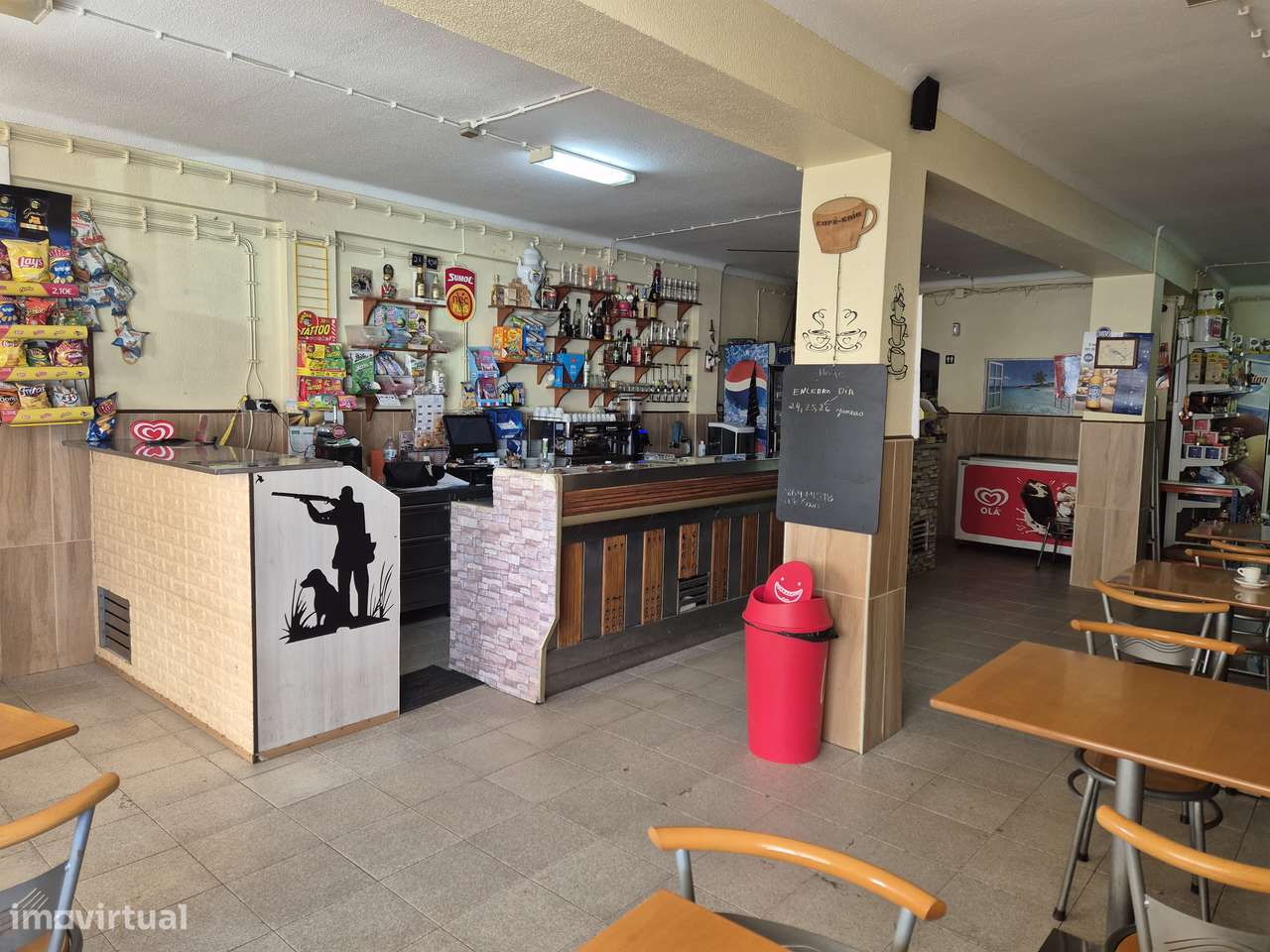 Snack-bar e minimercado em Gomes Aires, concelho de Almodovar-7