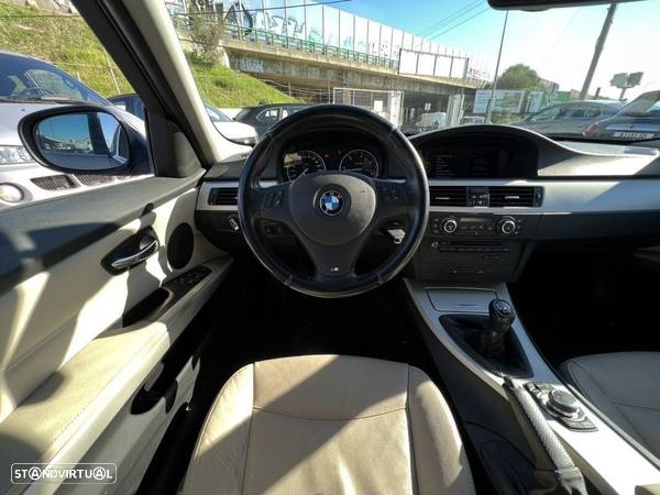 BMW 320 d - 14