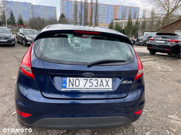 Ford Fiesta 1.25 Ambiente - 8