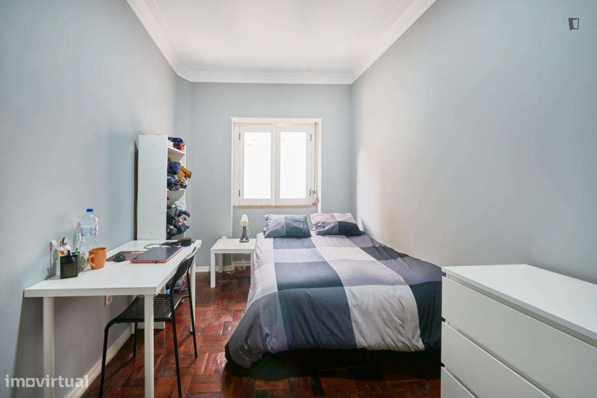 Quarto - localizado em Entrecampos Lisbon - Grande imagem: 4/30