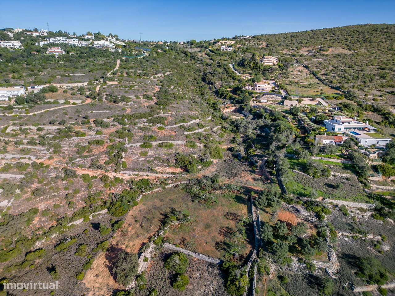 Excelente oportunidade de terreno rústico localizado nos Valados, em S - Grande imagem: 3/27