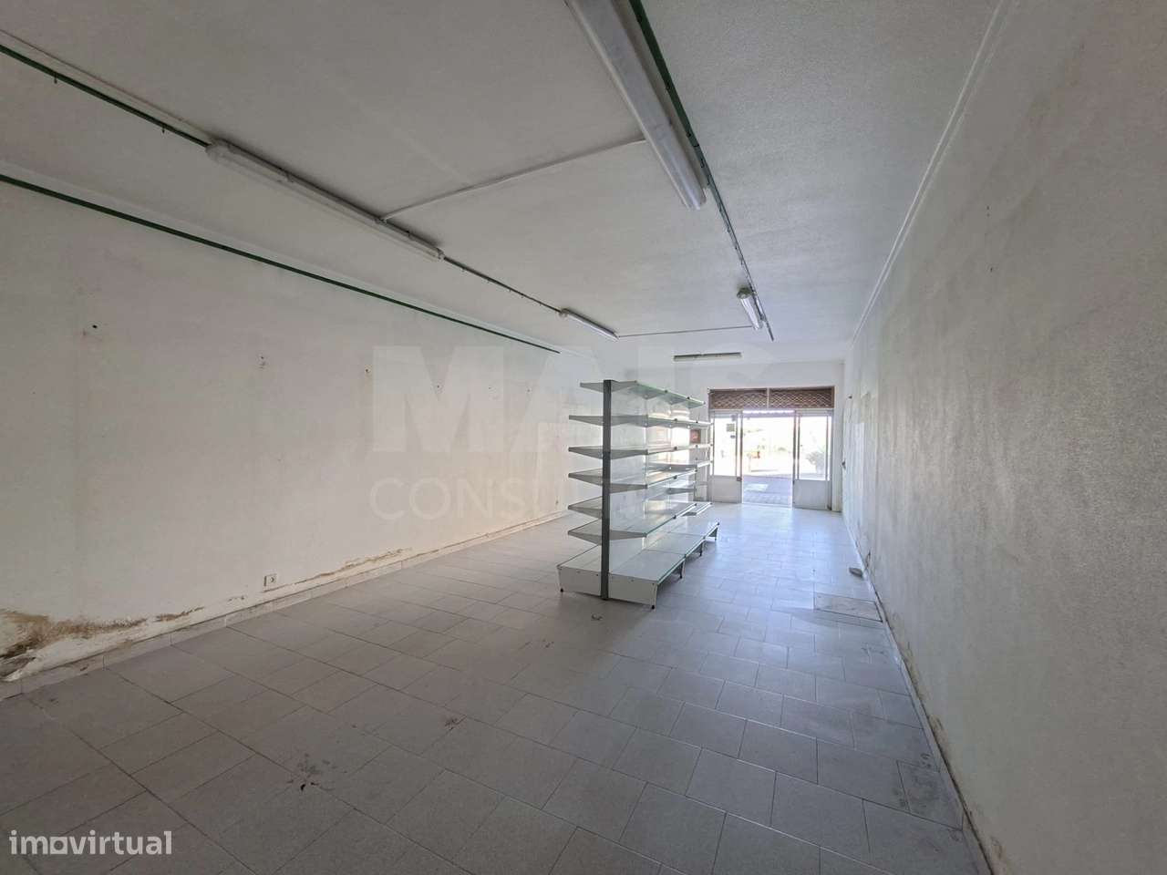 Espaço Comercial com 77,5 m² em Peniche-4