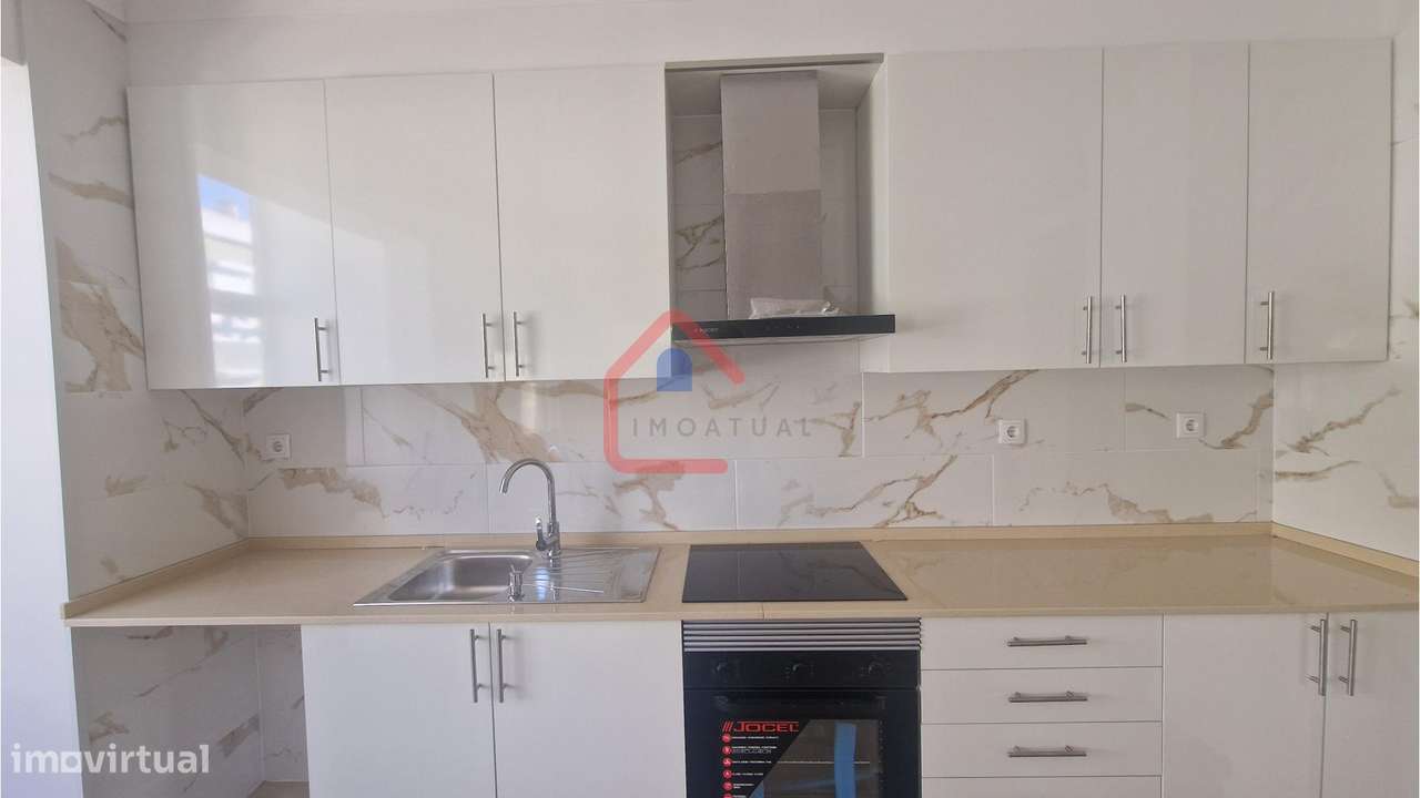 Apartamento T2 em Portugal-9