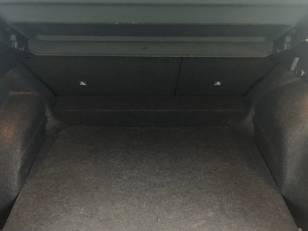 Pakiet Zimowy / Kamera / Czujniki Tył / Ekran 8” / Martwe Pole