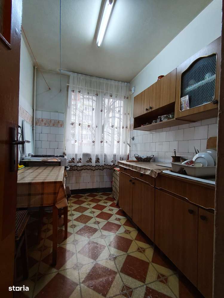 FARA COMISIOANE apartament cu 2 camere la etajul 2 aproape de metrou-11