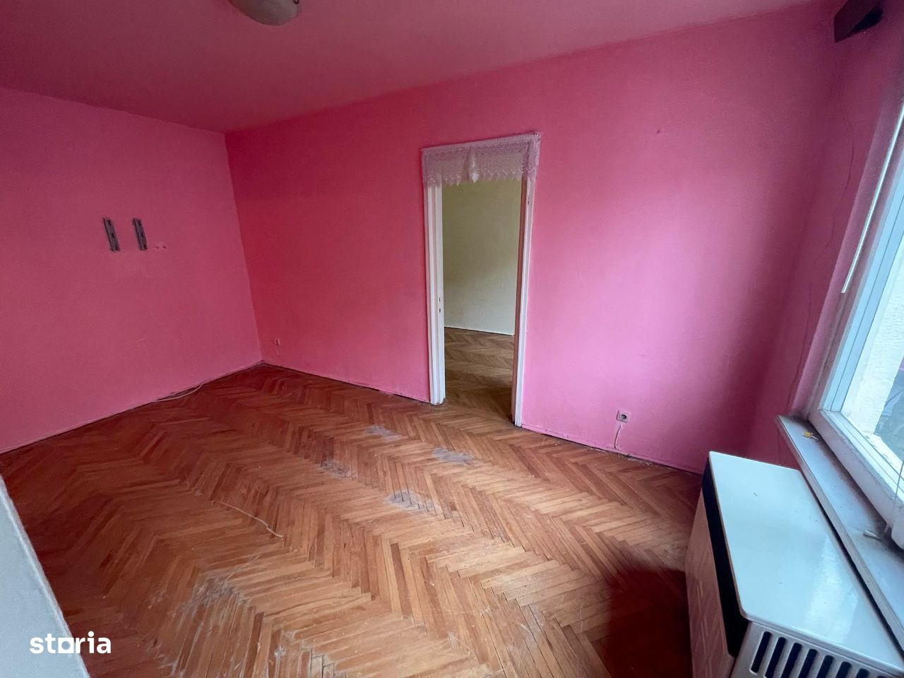 Apartament 2 camere etaj 1 zona Bld. Closca