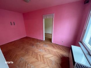 Apartament 2 camere etaj 1 zona Bld. Closca