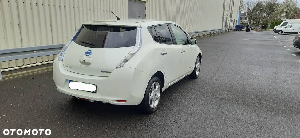 Nissan Leaf - 11