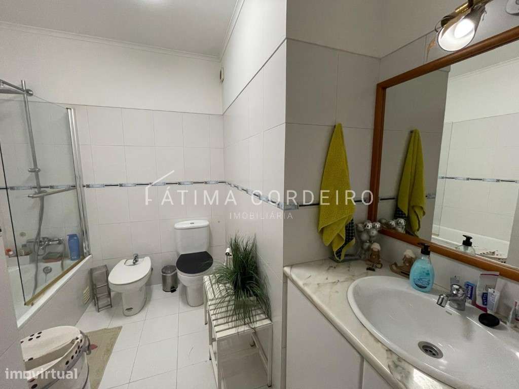 Excelente Moradia T3+1 com garagem em zona privilegiada-14