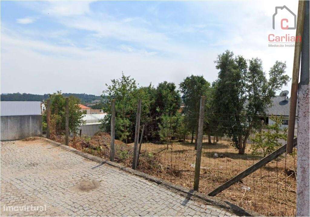 Terreno localizado em Serzedo – Vila Nova de Gaia, junto à Escola Prim-5