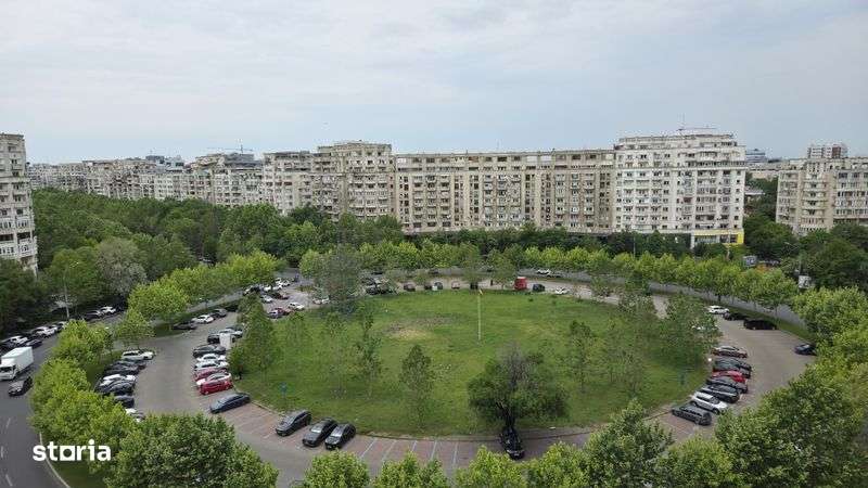 De vanzare apartament 4 camere Pta. Alba Iulia - proprietar