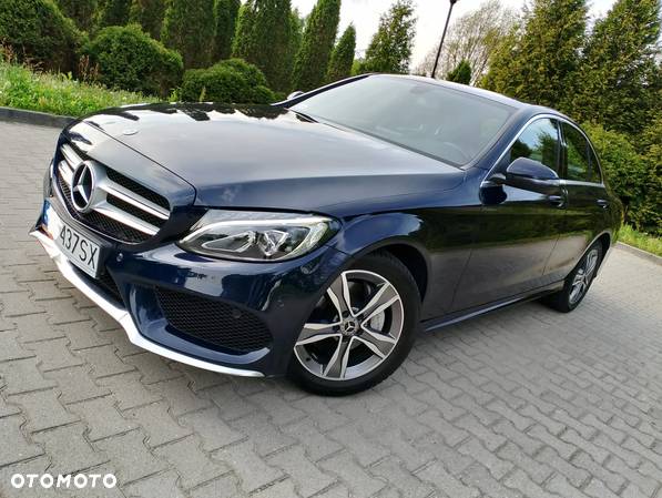 Mercedes-Benz Klasa C 200 4-Matic 9G-TRONIC - 2