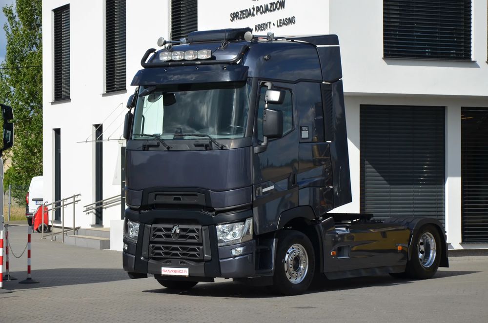 Renault T-series 2021