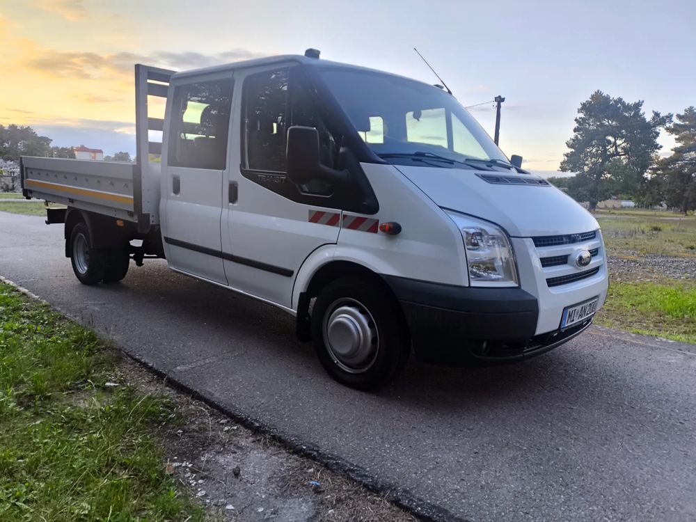 Ford Transit 2011