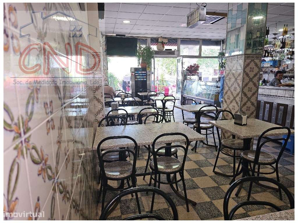 Café-Snack Bar e Cervejaria na Rinchoa com 37 lugares sentados e es...-5
