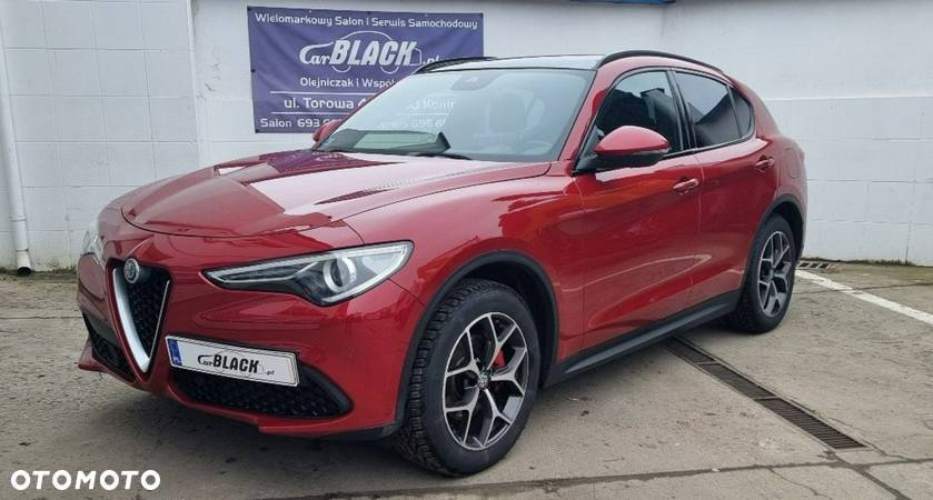 Alfa Romeo Stelvio - 2