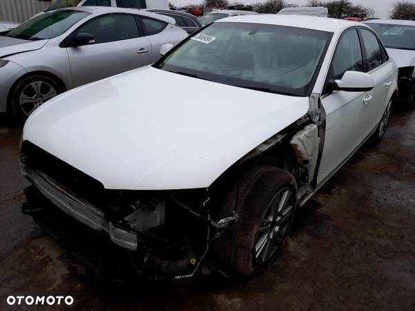 AUDI A4 B8 SEDAN 2.0 TDI 2011r. CAŁA NA CZĘŚCI GORLICE - 12