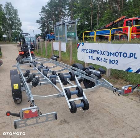 Lorries Przyczepa PP25-8025 czarna podłodziowa 2,5T ROLKI LORRIES - 7