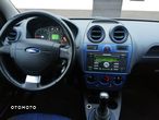 Ford Fiesta 1.3 Ambiente - 10