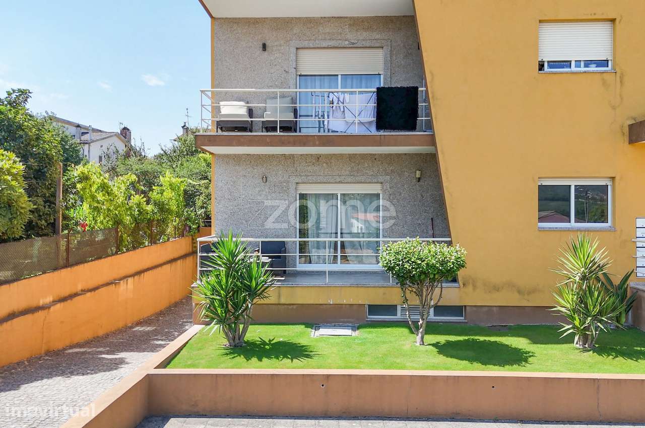 Apartamento T3 com terraço e lugar de garagem-27