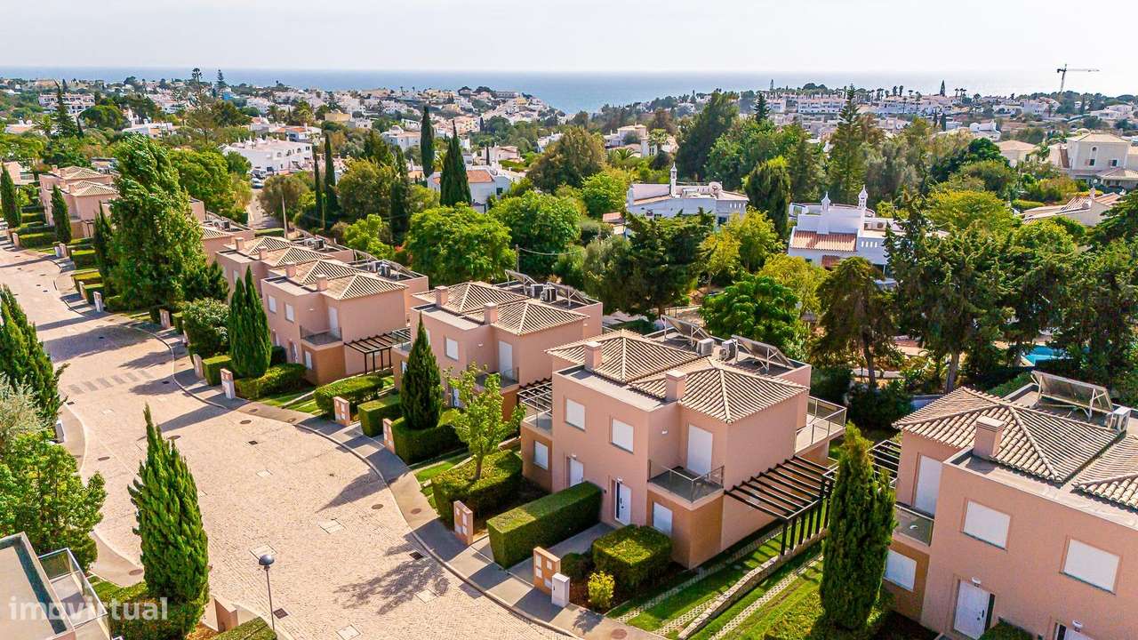 Moradia T2+1 de Luxo em Condomínio Exclusivo no Algarve-37