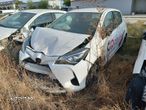 Toyota Yaris 1.5 VVT-i HSD Eco - 2