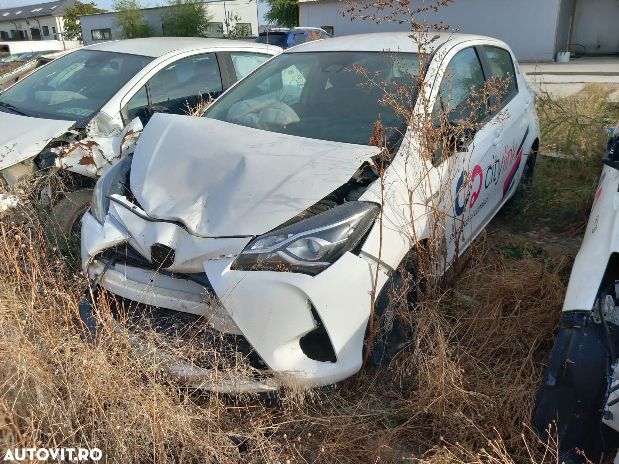 Toyota Yaris 1.5 VVT-i HSD Eco - 2