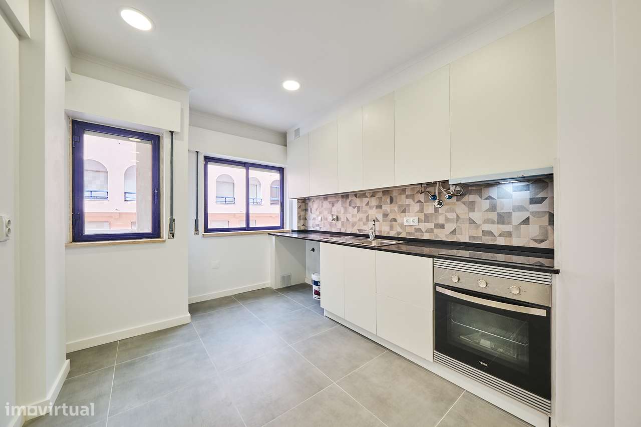 T2 Totalmente Remodelado em Corroios - Grande imagem: 5/22