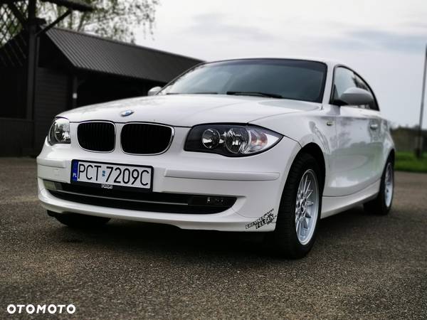 BMW Seria 1 116d DPF - 11