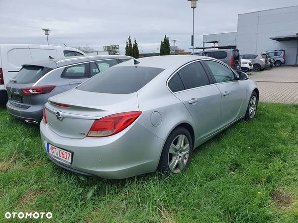 Opel Insignia - 8