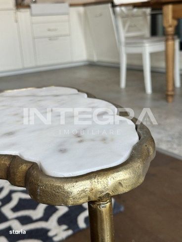 Vand Apartament  | Central 3 Camere cu Terasa | Strada Paris | Zona M.-3