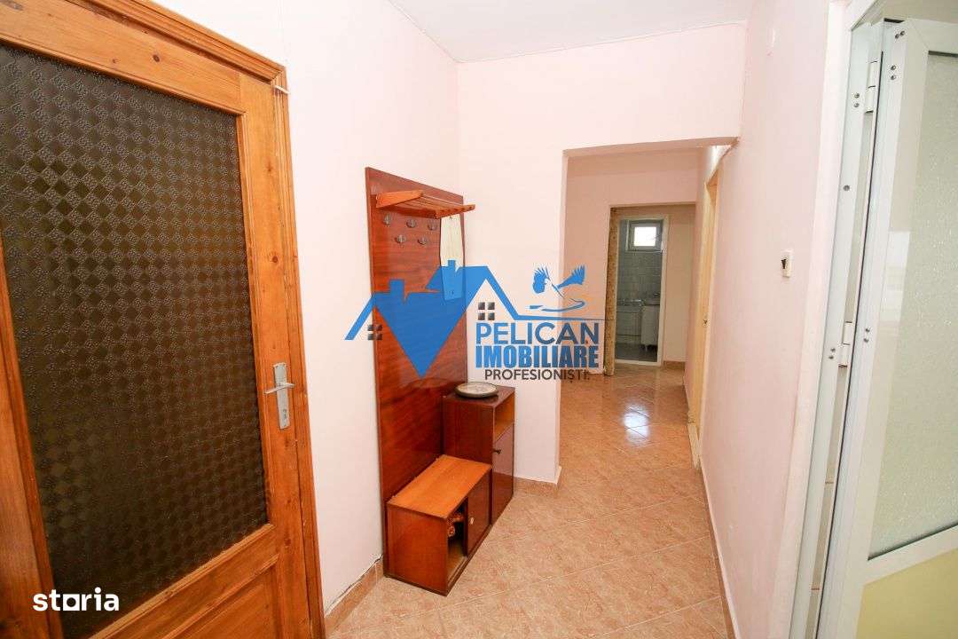 Piata Noua, 3 camere, Etajul 1, decomandat, centrala proprie-3