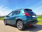 Peugeot 2008 1.2 Pure Tech Allure S&S - 32