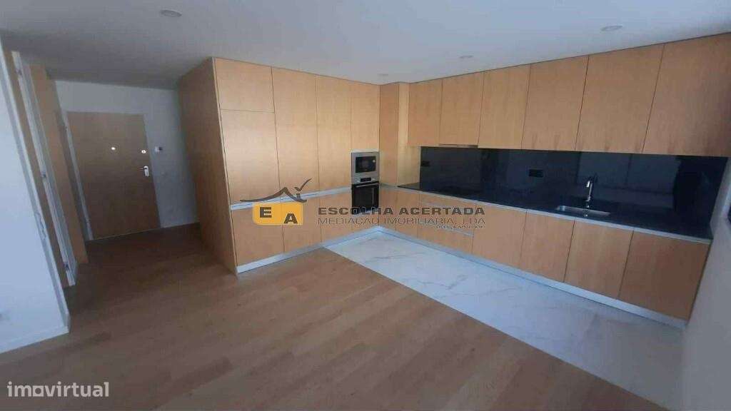 T1 com terraço - Grande imagem: 5/9