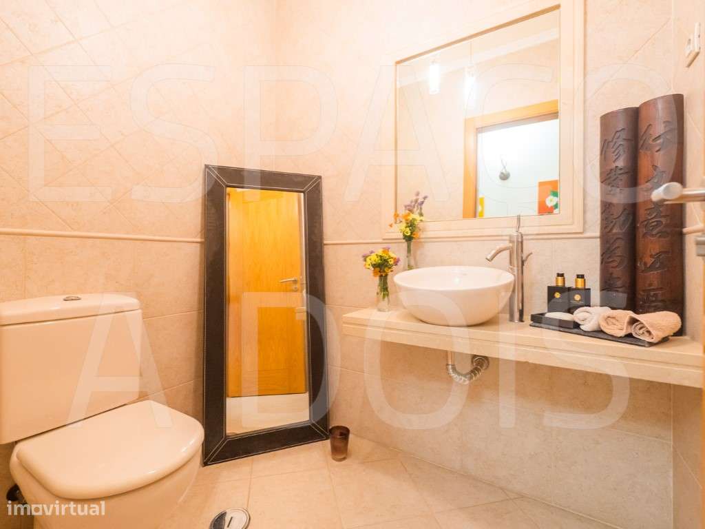 DESLUMBRANTE! Condomínio Privado com porteiro residente, vigilância...-51