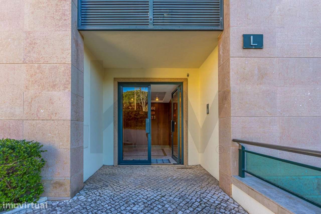 "T3 de Luxo no Prestigiado Villa Restelo"-17