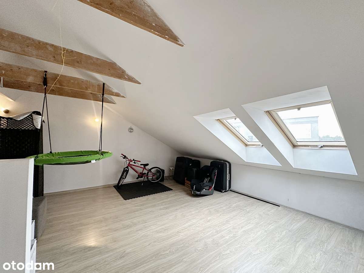 Segment bezczynszowy dwupoziomowy z użytkowym poddaszem i ogrodem-14
