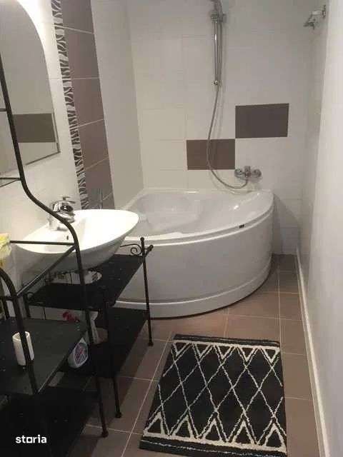 Apartament 2 camere zona Alba Iulia - Imagine principală: 4/8