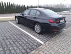 BMW Seria 3 330i xDrive - 17