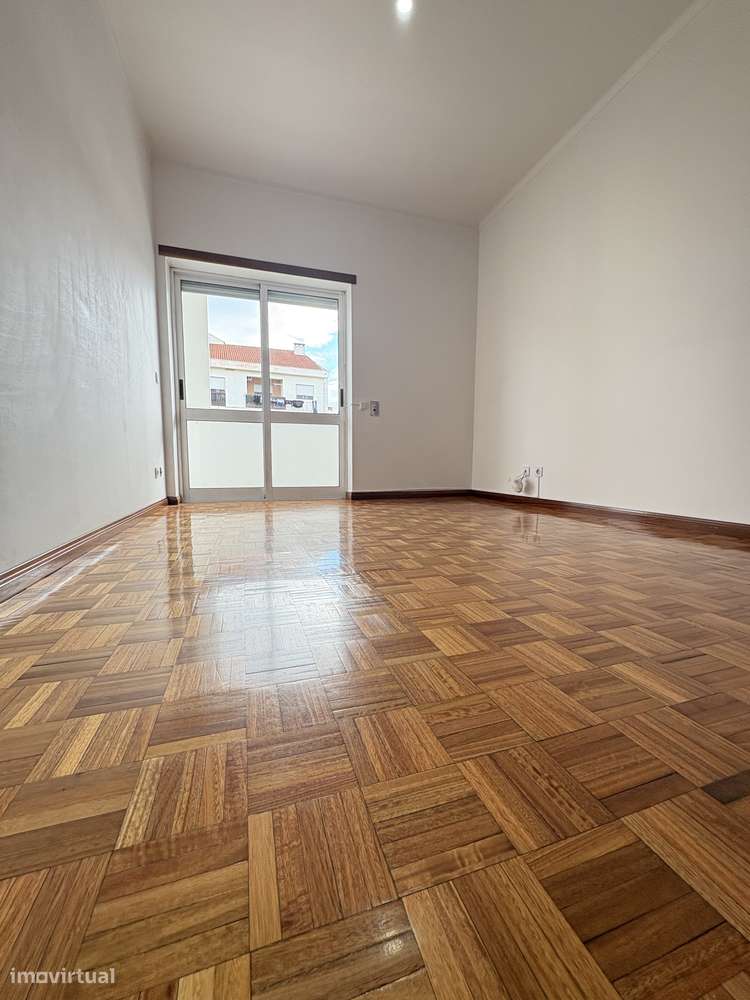 Arrendamento T3 - Fundão - Grande imagem: 5/11