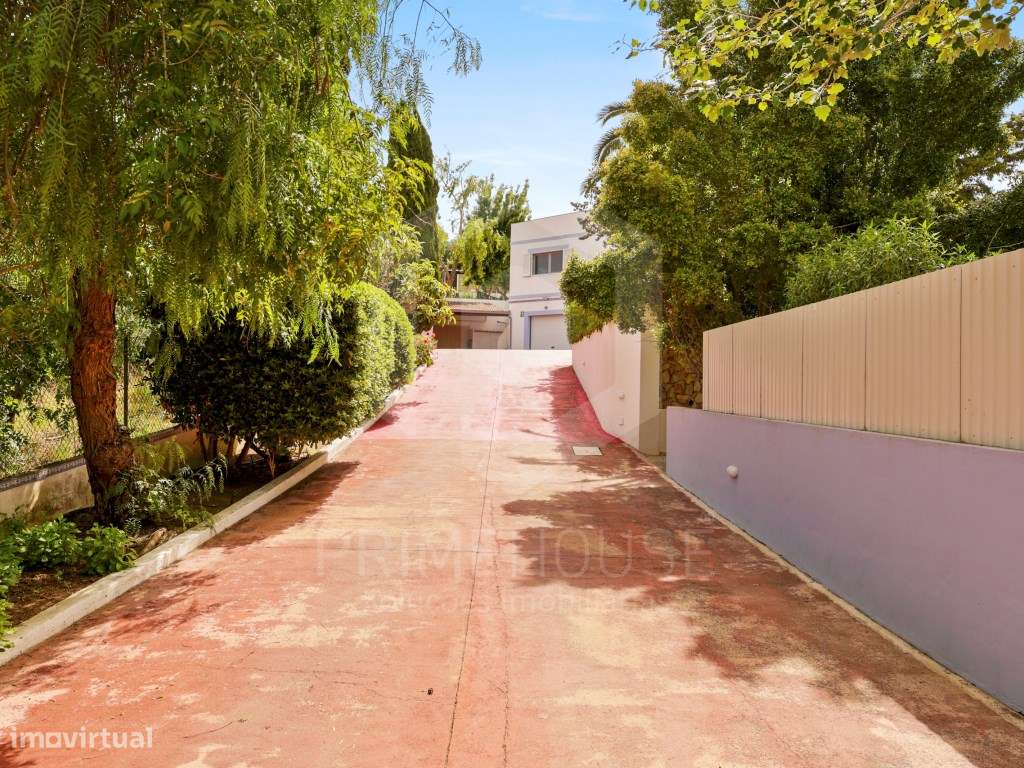 Villa T9 Exclusiva em Ferragudo com Alto Potencial de Rendimento-54
